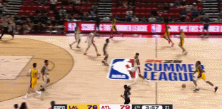 斯基普:底角三分扳平比分 是布罗尼夏联队最漂亮的进球 我说他有关键基因