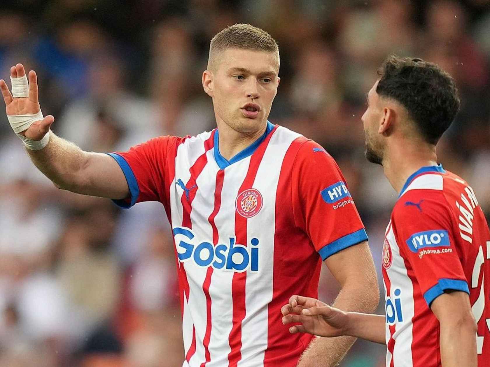 多家西方媒体:马竞在引进多维·巴耶克方面取得了重大进展 他的个人合同条款已经敲定 只等赫罗纳释放