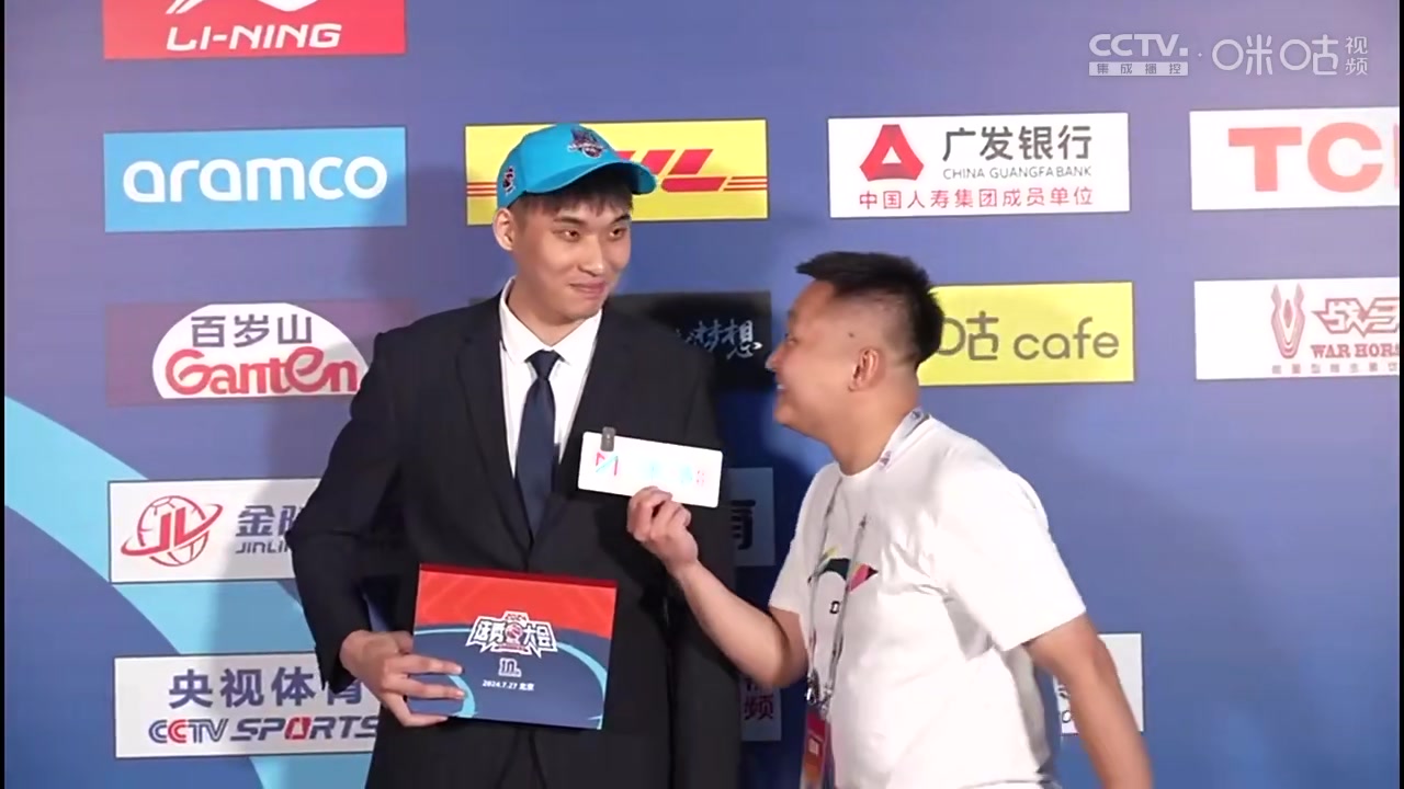 状元谢志杰：新赛季我会尽力争取上场时间 争取稳定的轮换时间