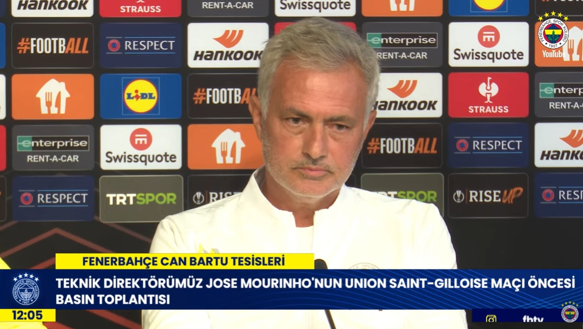 输球后未参加发布会?穆帅:我执教24年从未逃过赛后新闻发布会